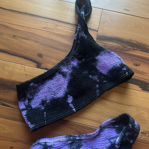 BOND-EYE One-Shoulder Purple and Black Bikini - Picture 6 of 6